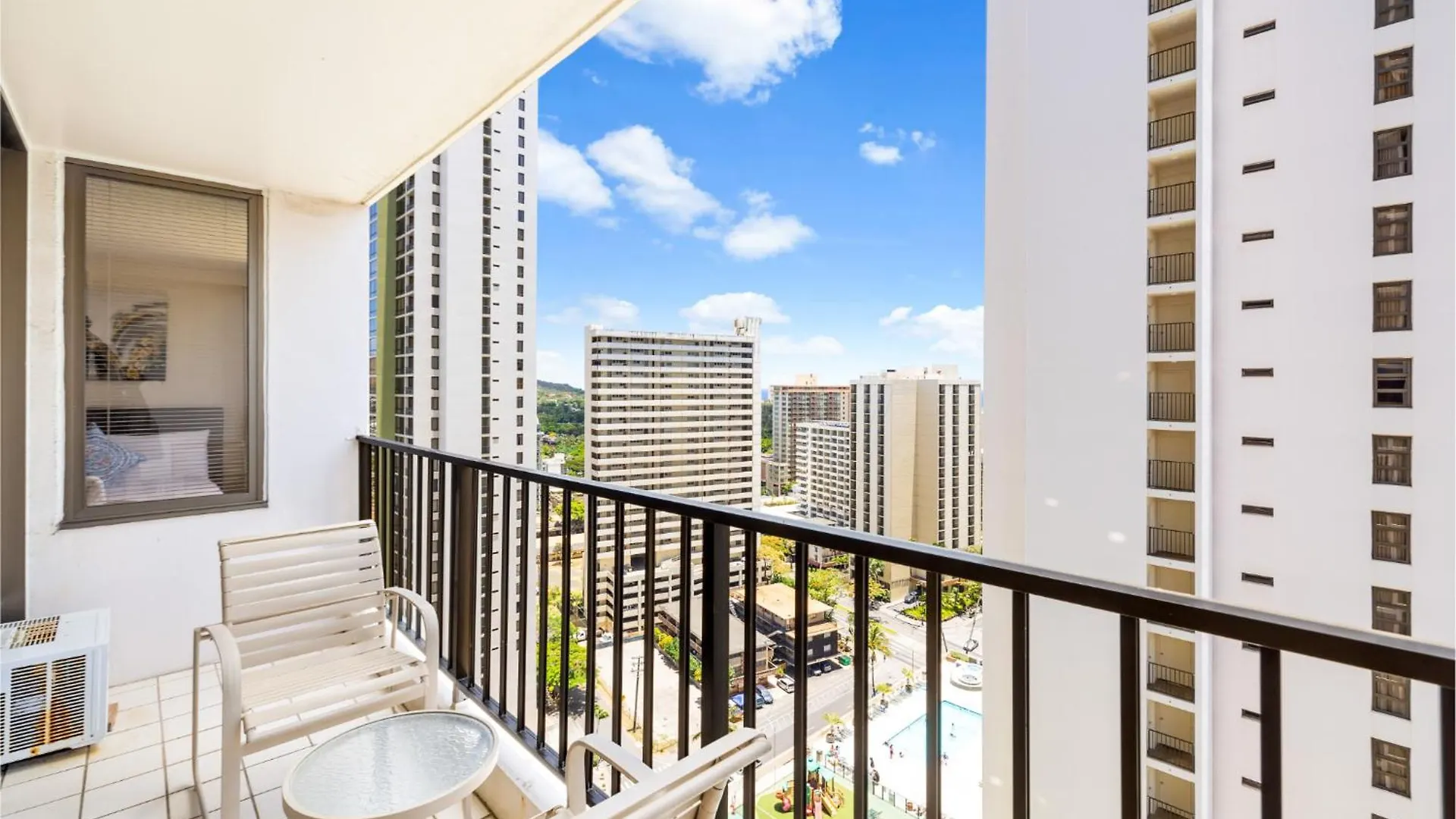 Waikiki Banyan T2-22Nd Completely Remodeled Villa Honolulu Holiday home
