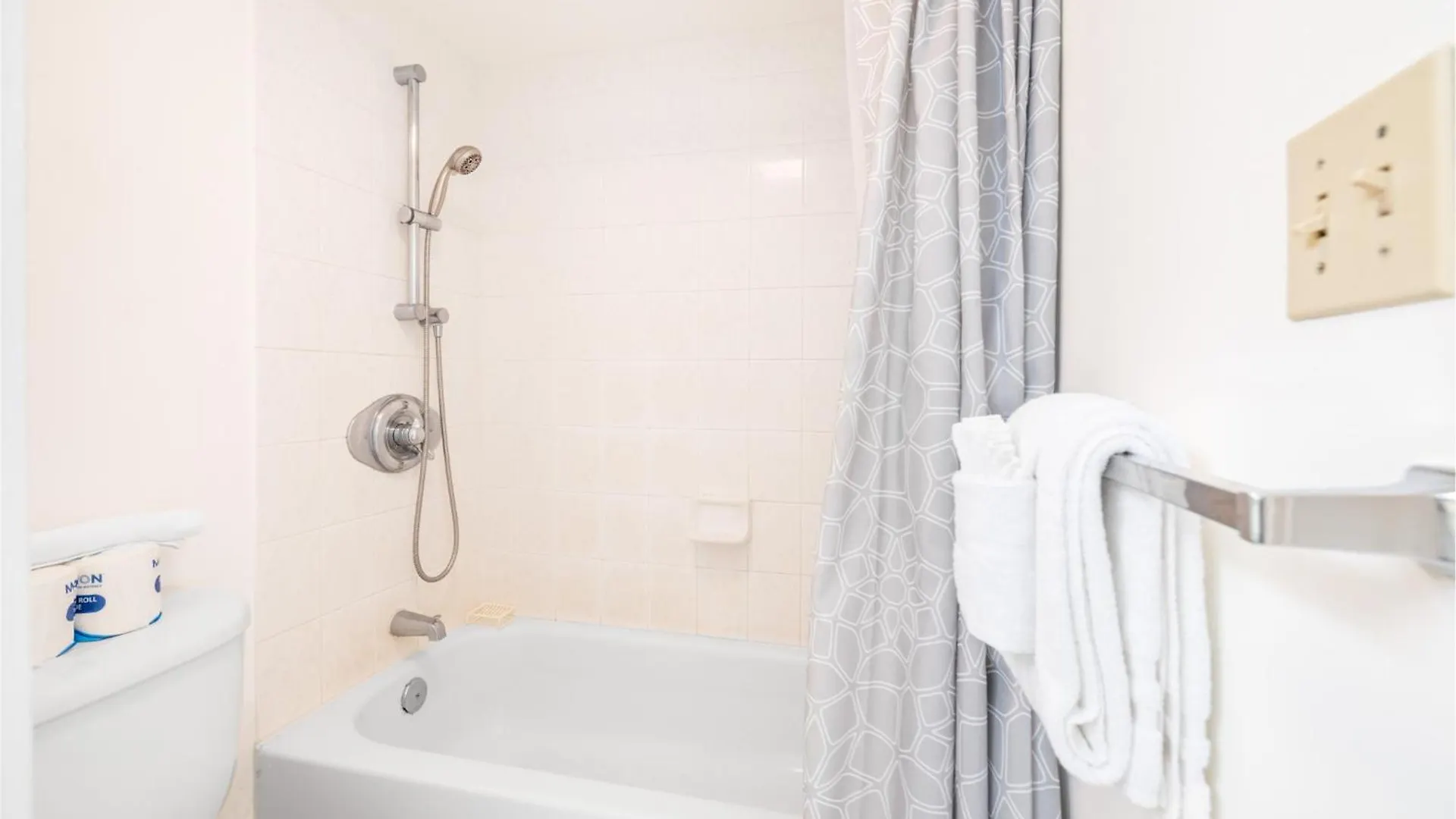 Waikiki Banyan T2-22Nd Completely Remodeled Villa Honolulu Holiday home