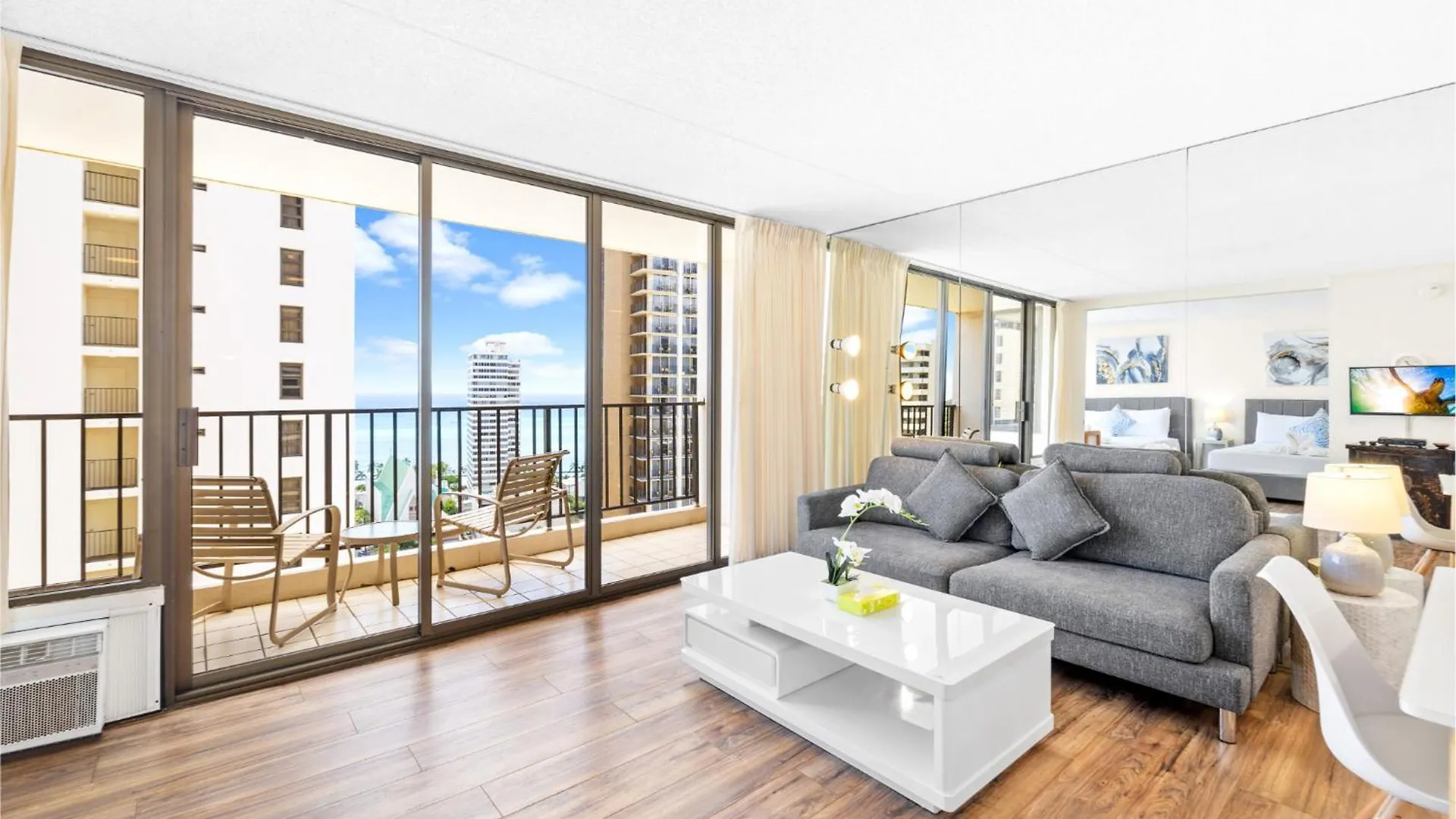 Waikiki Banyan T2-22Nd Completely Remodeled Villa Honolulu Holiday home