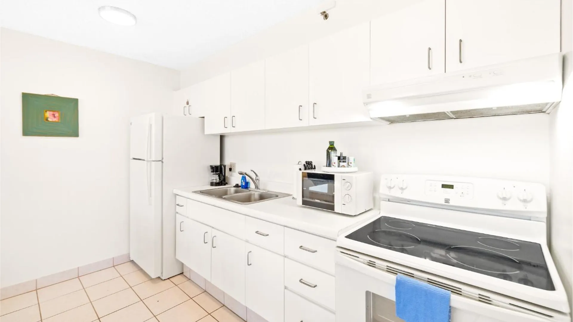 Waikiki Banyan T2-22Nd Completely Remodeled Villa Honolulu